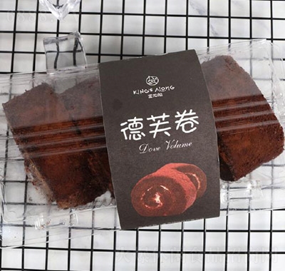 金龍船德芙卷追劇零食辦